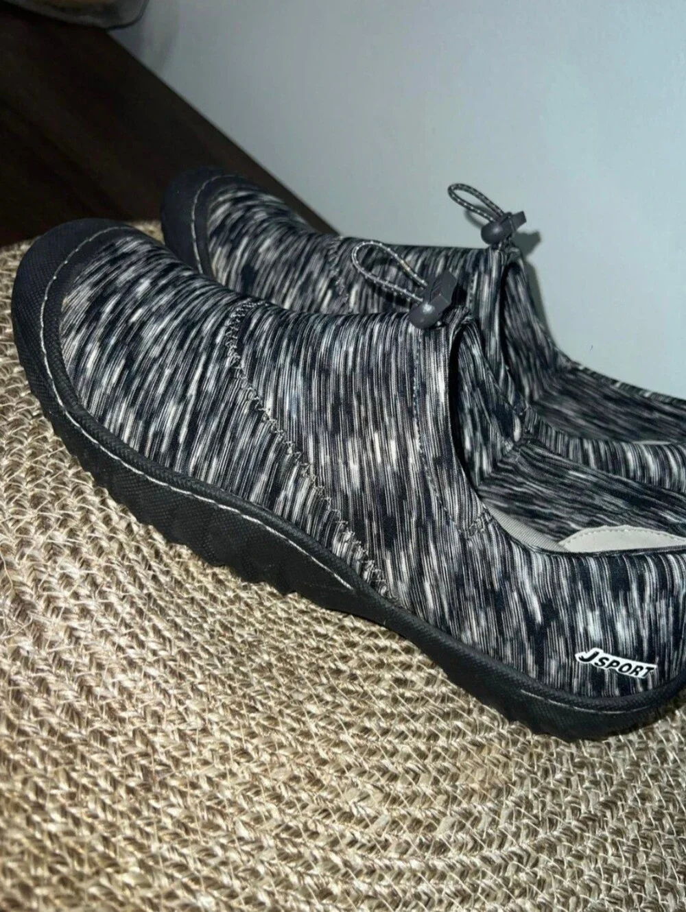 J Sport by Jambu Clave Women's Shoes, Size 9 (New) Gray with black. - Picture 2 of 9